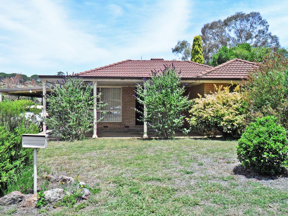 112 William Street, Gundagai, Nsw
